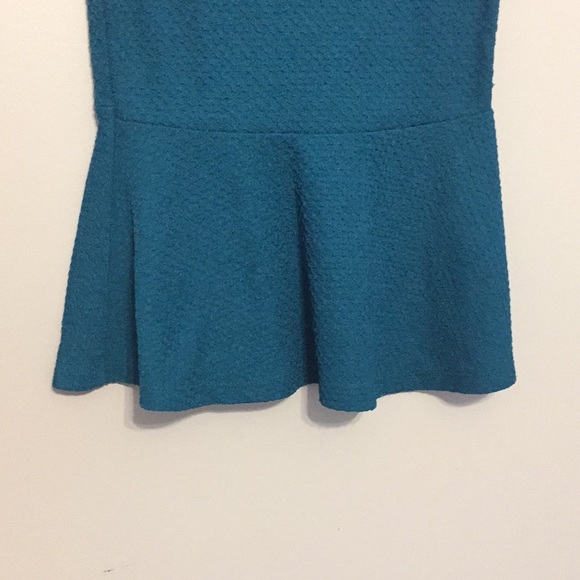 Blue Tank Top - Picture 3 of 4